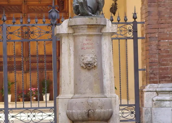 I Canti Di Siena, A Pochi Minuti Dal Campo
